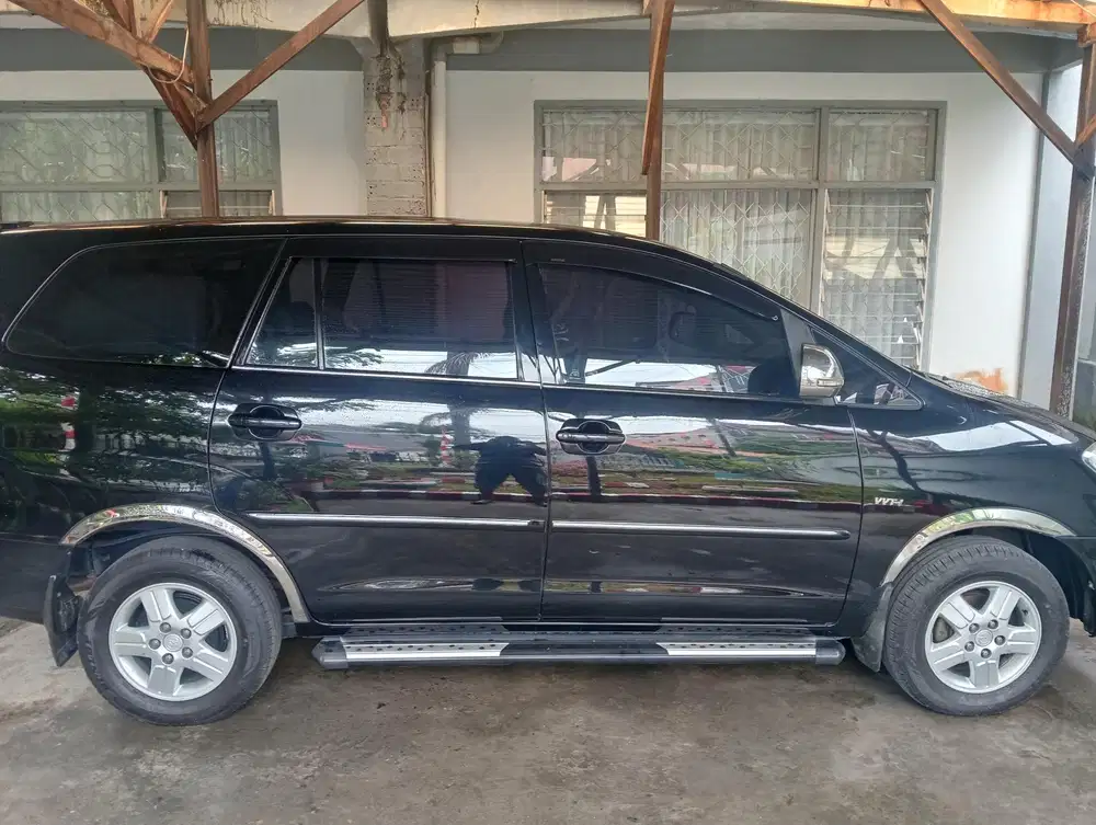 Toyota Kijang Innova 2007 Bensin