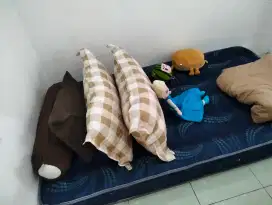 Dijual spring bed + lemari 3 pintu