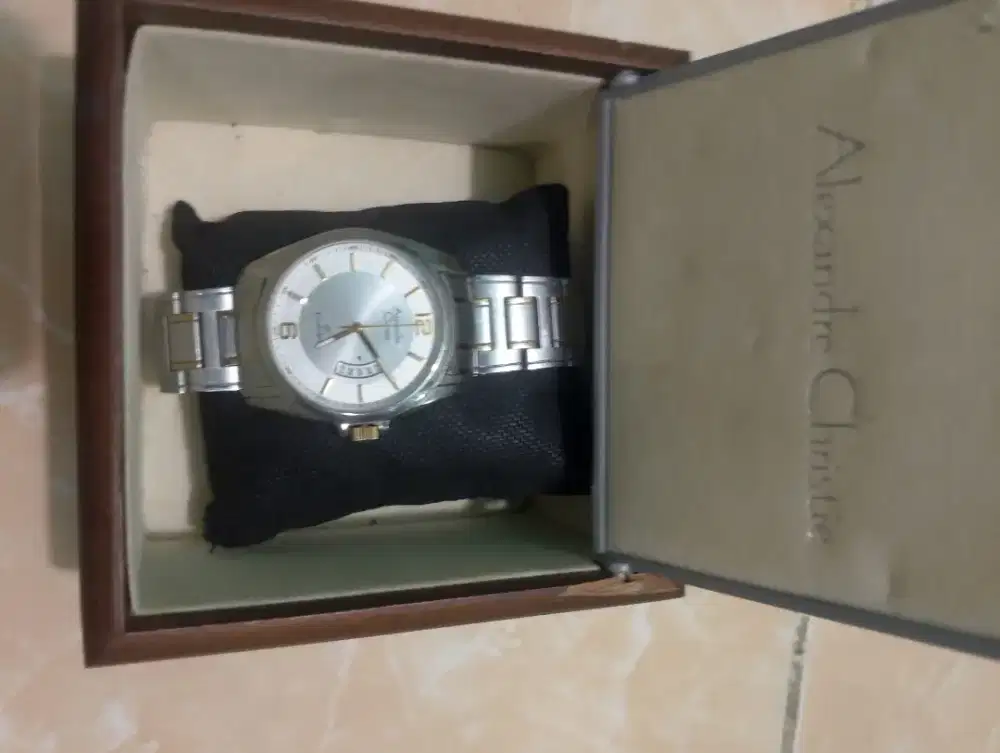 Jam Alexandre Christie