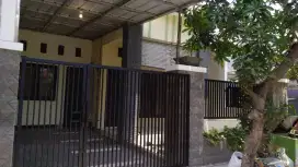 Disewakan Rumah Furnished 100 m dr MERR
