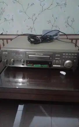 Vcd bermerek masih mulus