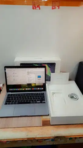 MACBOOK PRO M1 13INC 8/512 IBOX