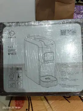 Kels 800 Ml Coffee Maker 3 In 1 - Putih