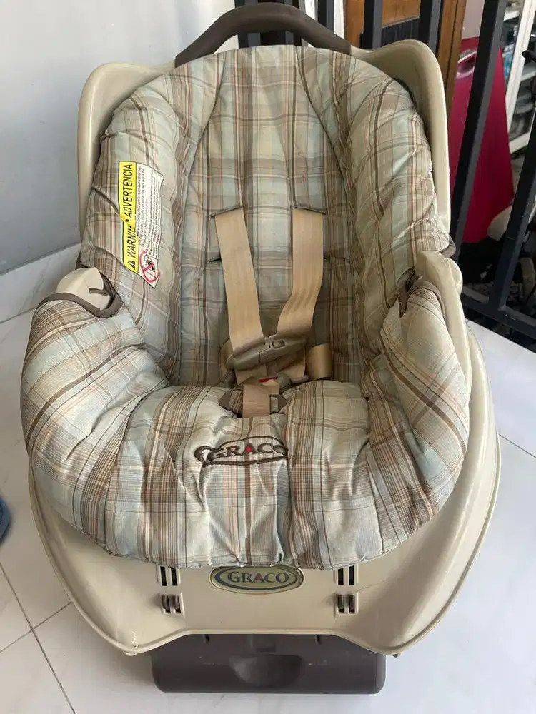 Car Seat Graco Snug Ride
