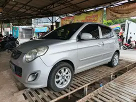 Kia Picanto 2011 Bensin