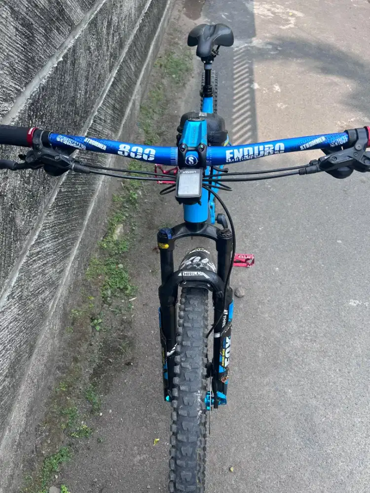 SEPEDA MTB THRILS OUTS 1.0