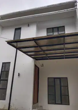 Rumah Mewah Dua Lantai Selangkah ke Stasiun Free Design Disc. 15 Jt