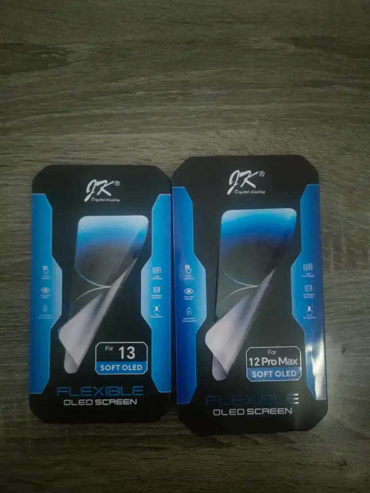 Lcd soft oled 
iPhone 12 promax
iPhone 13