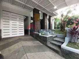 Rumah Istimewa di perumahan Elite di Klojen Malang