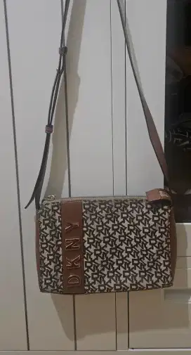 Tas wanita DKNY