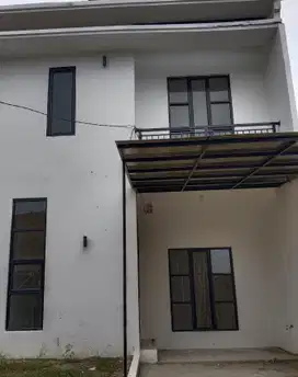 Rumah Cantik Istimewa Lokasi Strategis Teristimewa