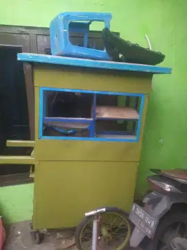 Sewa gerobak dagang maklor ( makaroni telur ) keliling