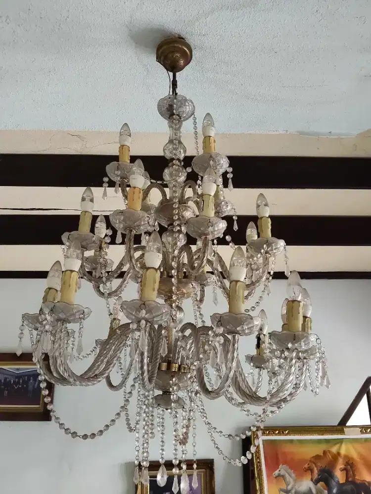 Lampu Kristal Asli Ceko