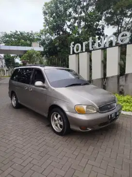 Kia Carnival Metik 2000 Mesin sehat Walafiat & Interior Orisinil
