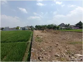 Barat Tugu Yogyakarta, Kapling Nogotirto Sleman SHM