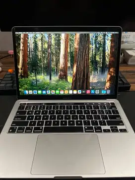 MacBook Pro M1 13 Inch 2020 Silver – Mulus, Used since Okt 2022