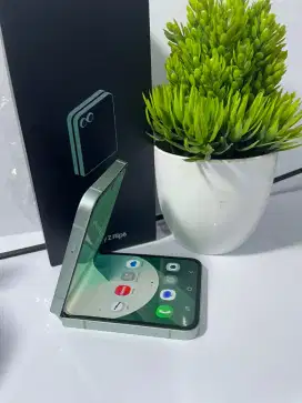 SAMSUNG Z FLIP 6  RAM 12/256GB