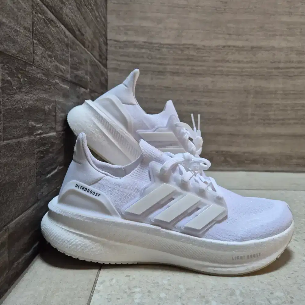 Adidas Ultraboost 5