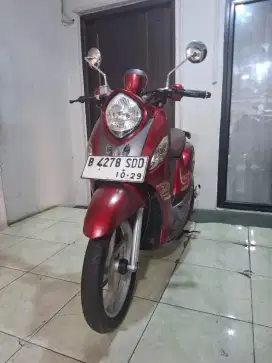 YAMAHA FINO PREMIUM 2017, MERAH ISTIMEWA