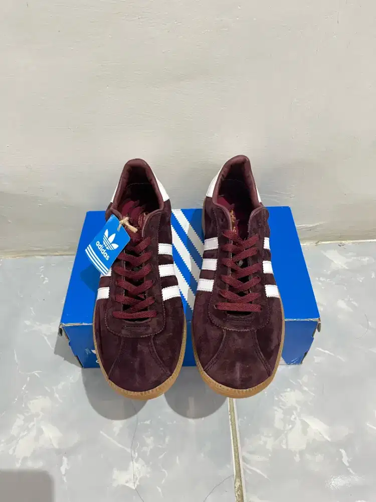 Sepatu Adidas kondisi ok