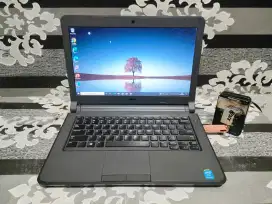 Laptop Dell Latitude 3350 Intel Core i5-5200 kondisi siap pakai