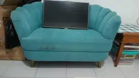 SOFA 2 SEATER & TV LED LG 32 INCH