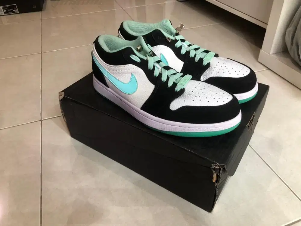 [42] Nike Air Jordan 1 Low Island Green  |  Size 42