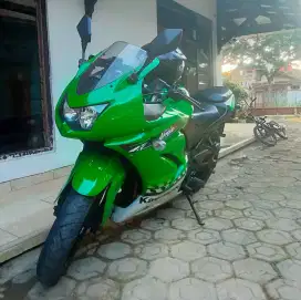 Kawasaki Ninja 250 Mulus