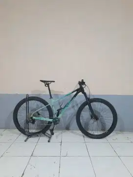 POLYGON XTRADA 6 TAHUN 2023