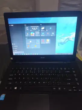 Acer travel mate P246 Intel i5 gen 4 ( nego )