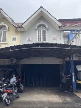 Di Sewakan Ruko Siap Pakai Sentra Onderdil BSD Serpong Tangerang Selat