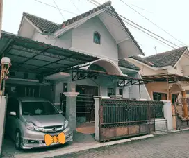 Di Sewakan rumah strategis seputaran Jln Am Sangaji dekat pusat kota