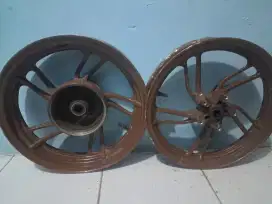 velg vario ring 14