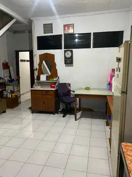 Ruko Strategis  Di Cideng Barat Cocok Untuk Kantor
