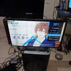 Pesawat Televisi SHARP AQUOS Model LC-24LE170I