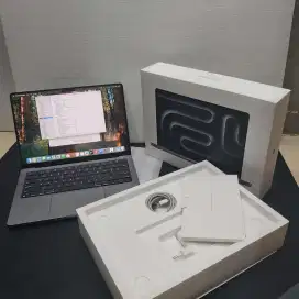 Macbook proM3 pro 13 Ram 8 ssd 512gn