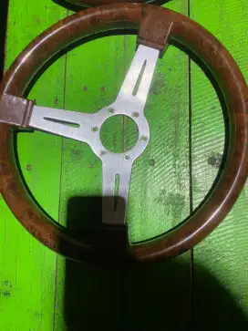 Setir racing kayu