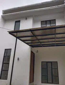 Manivestasi terbaik rumah 2 lantai di pusat kota