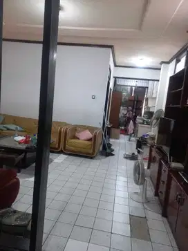 Ruko Besar dan Luas Murah Strategis Pusat Kota Bandung di jl Pungkur