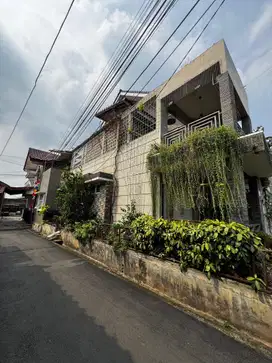 Jual rumah Cipayung