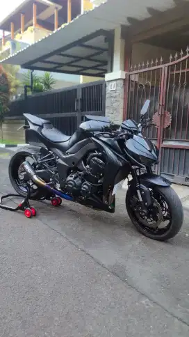 Kawasaki z1000 sugomi