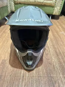 HELM KAWASAKI 150R ORI