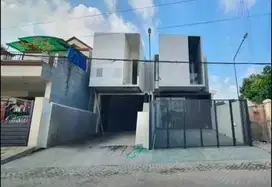 Rumah Baru Gress Murah Pusat Kota Mojoarum Surabaya.