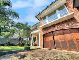 Rumah Secondary Cantik &amp; Terawat Di Kemang Timur Jakarta Selatan