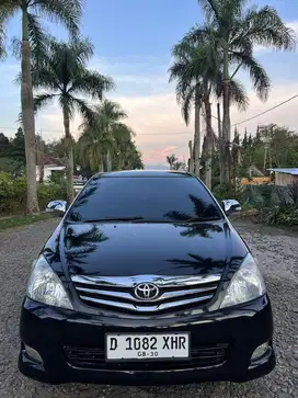 kijang Innova Diesel Manual V 2010
