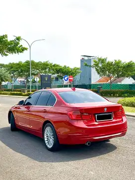 BMW F30 320i 2.0 Luxury A/T 2014 ISTIMEWA!