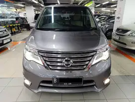TDP 8 juta Nissan Serena HWS Facelift 2.0 AT  Tahun 2015/2016