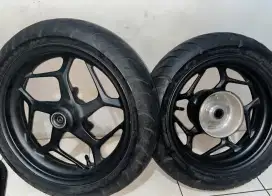 Di Jual Velg+Ban PCX 160 2024 Ori Pabrik