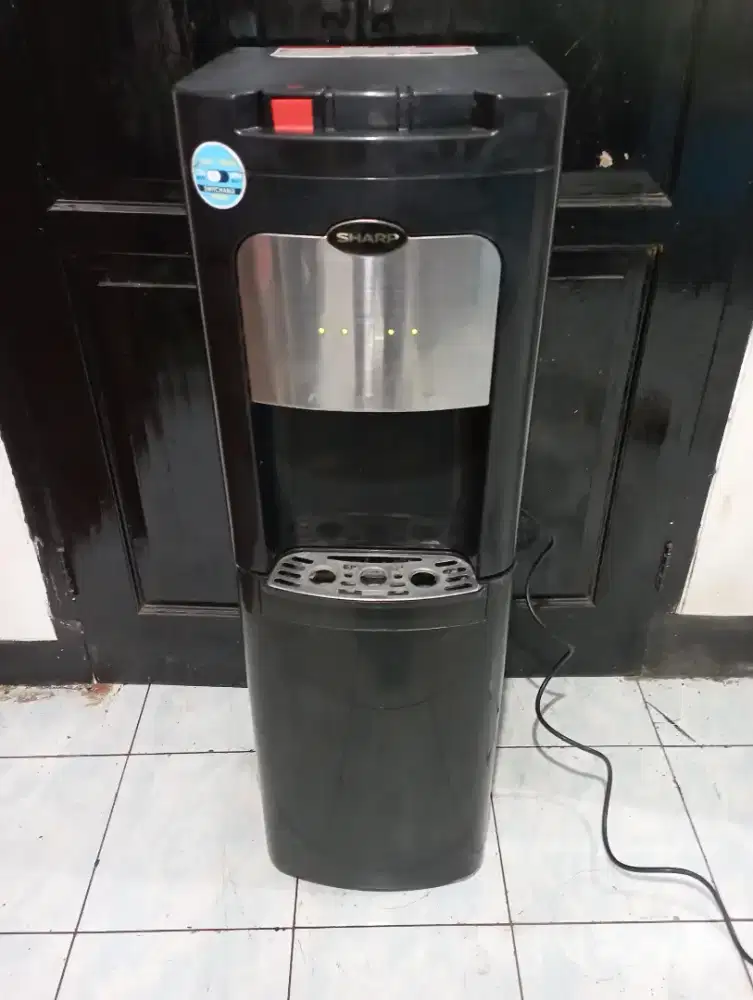 Dispenser sharp SWD-72EHL-BK