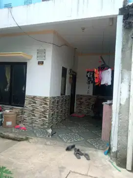Dijual rumah shm di jaktim